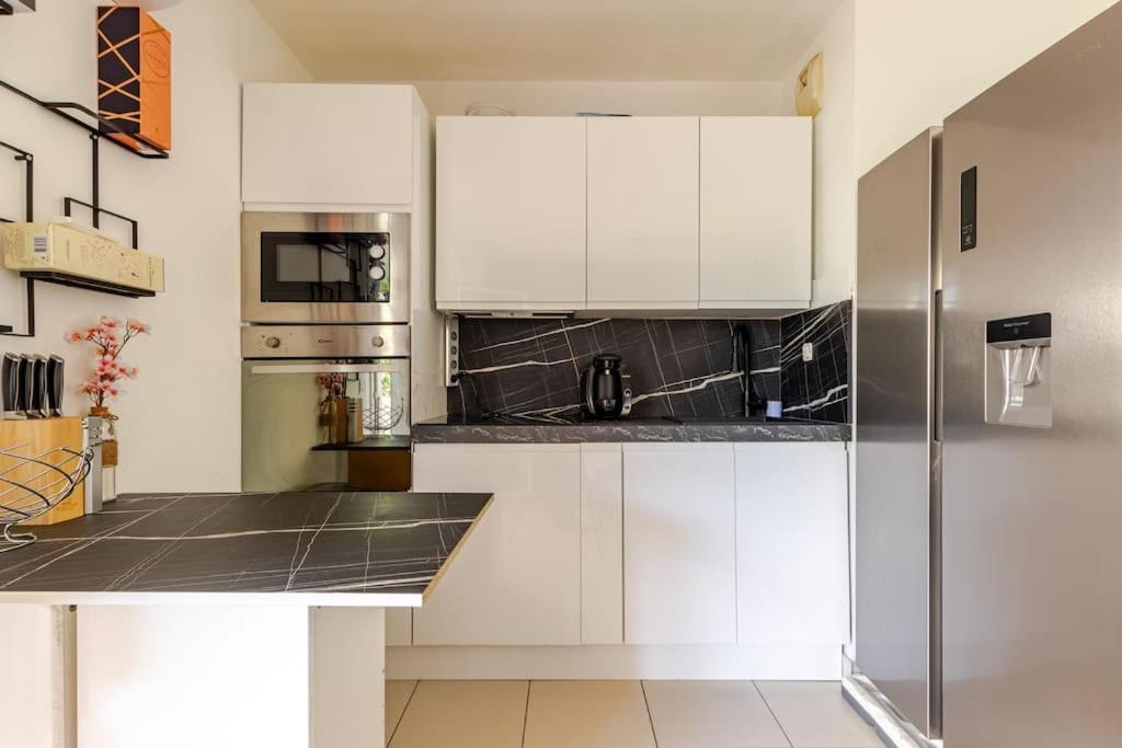 Appartement Cosy Et Chic มงต์เปอลิเยร์ ภายนอก รูปภาพ