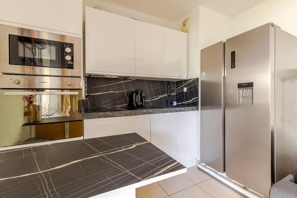 Appartement Cosy Et Chic มงต์เปอลิเยร์ ภายนอก รูปภาพ